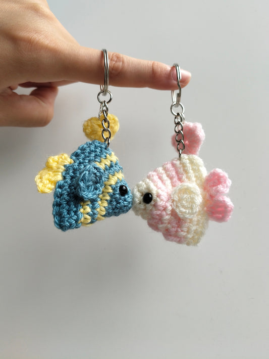 Kissing Fish Keychain